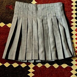 J Crew CrewCuts pleated skirt preppy old money ballet core prep